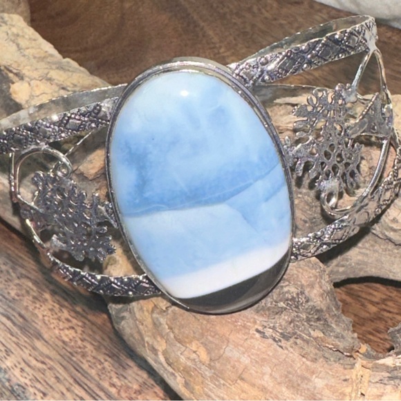 Exotic Owhyee Handcrafted statement cuff